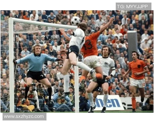 足球巨星登场：走进世界足坛的璀璨明星与传奇之路